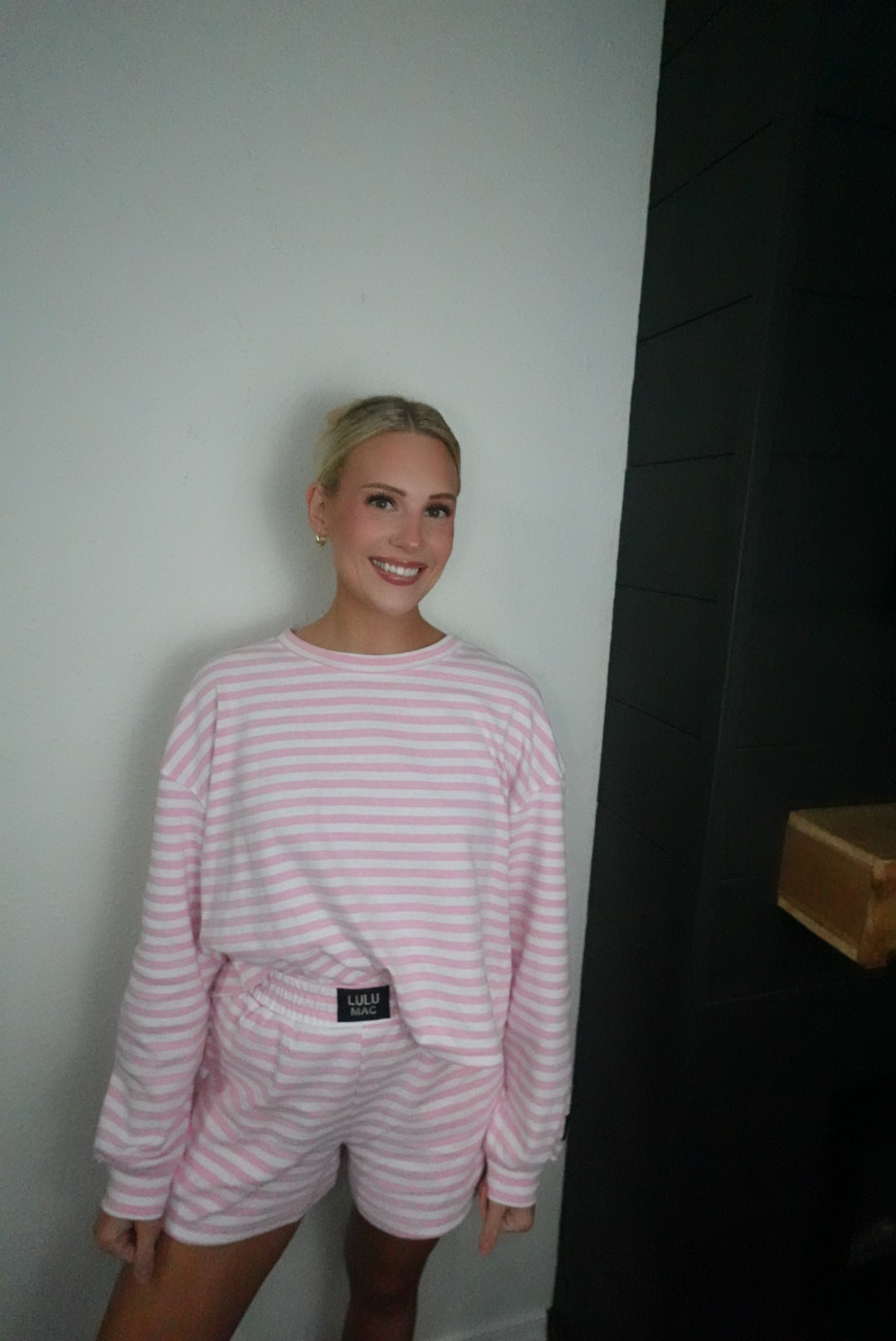 pink stripe short