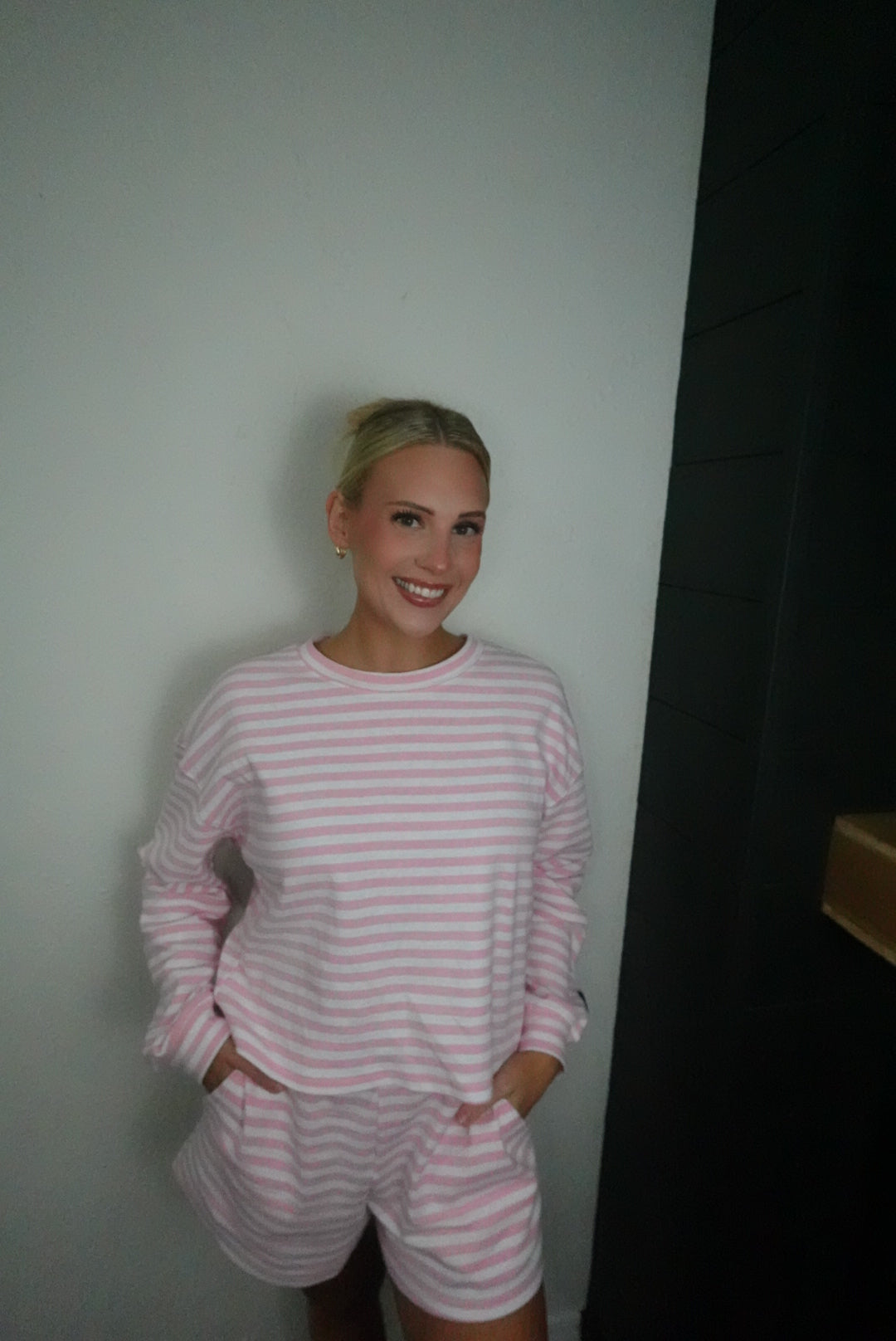 pink stripe short