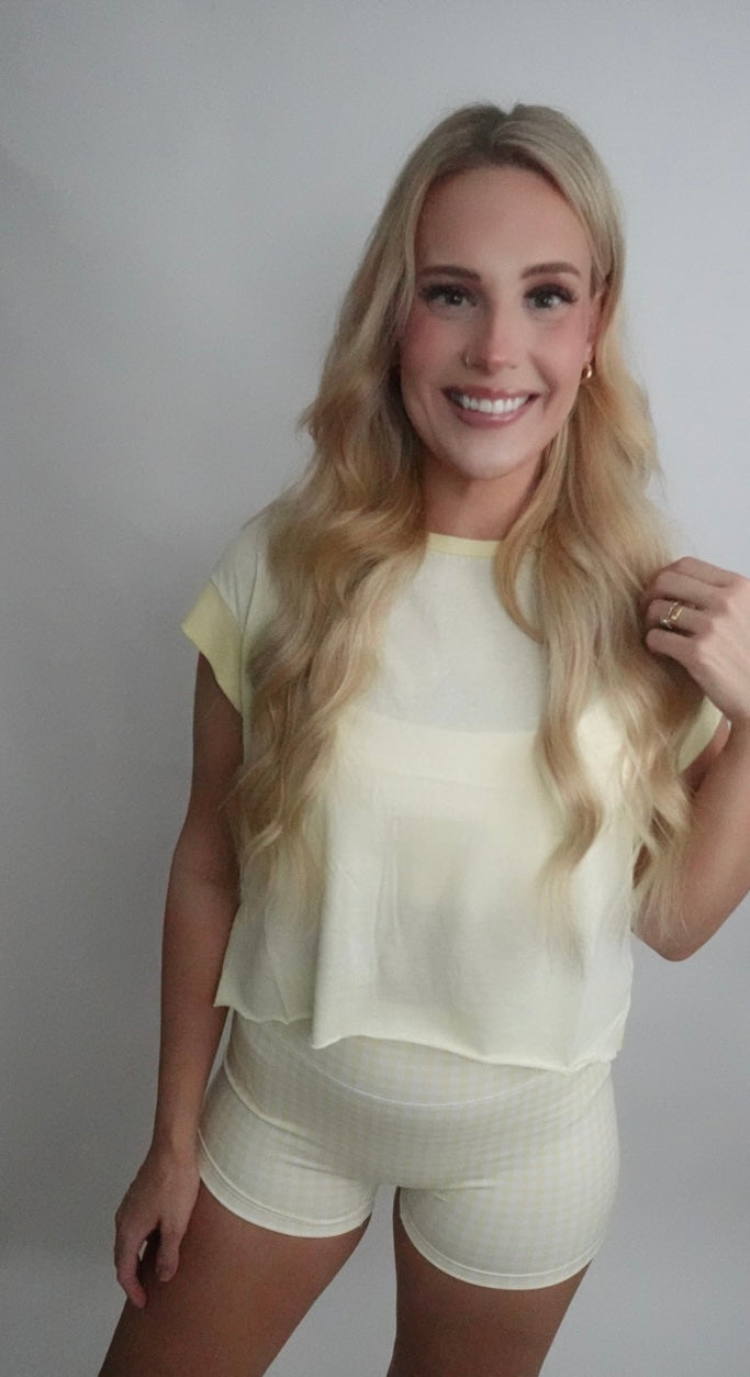 lemon cut out crop tee