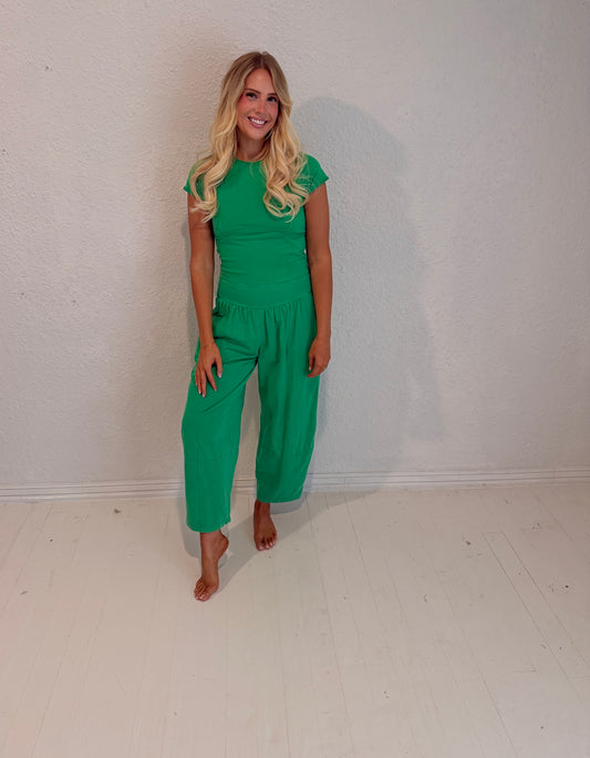 kelly green on-the-go set