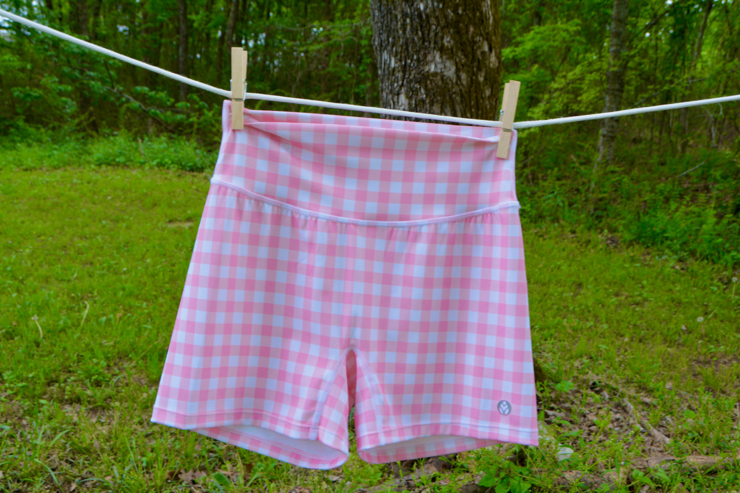 pink picnic biker short