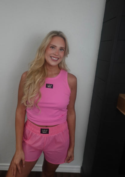 bubblegum pink active short