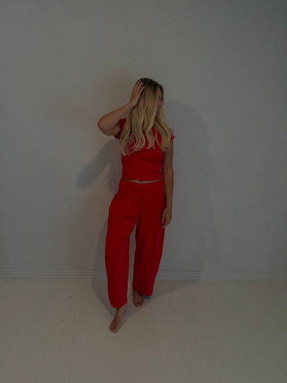 red on-the-go matching set