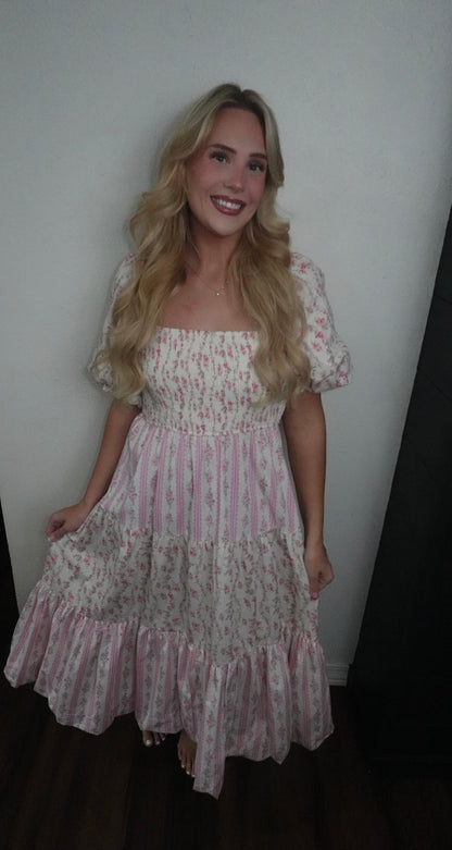 floral maxi dress with bubble sleeve and bottom