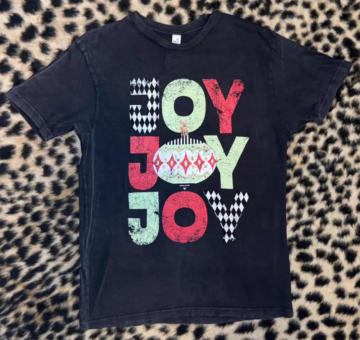 joy graphic tee