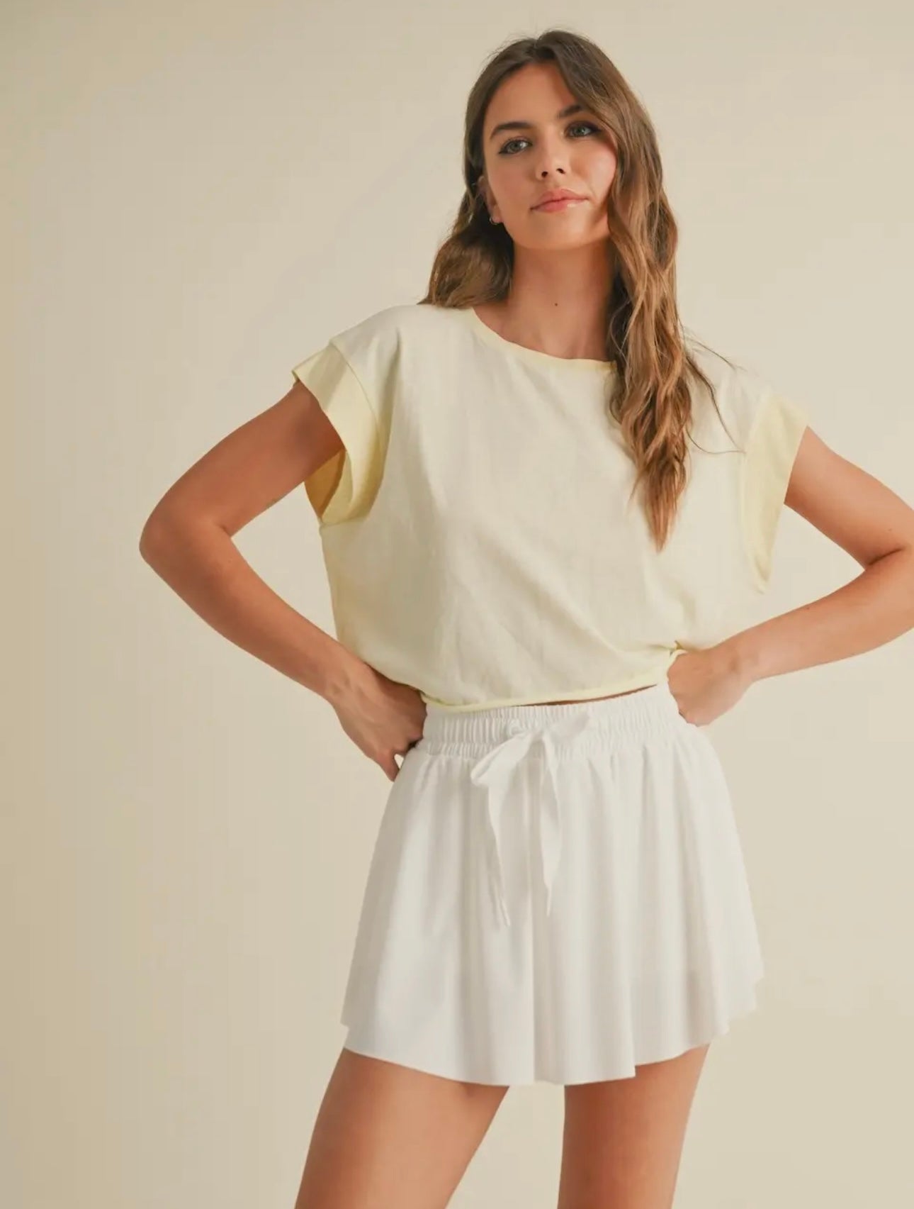 lemon cut out crop tee